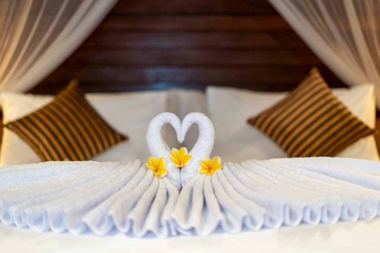 Royal Cottage Nusa Lembongan Exterior photo